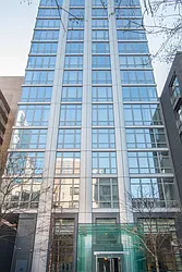 Rented by R New York