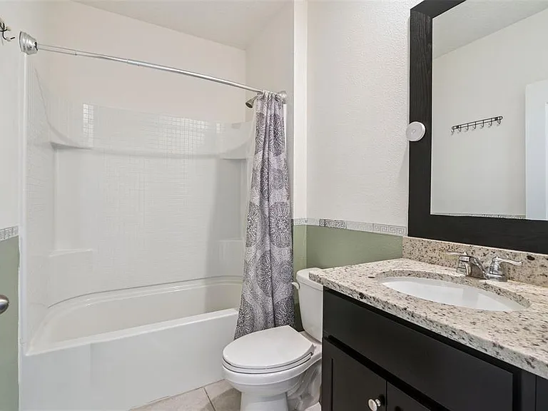 544 Park Place Blvd — Photo 13