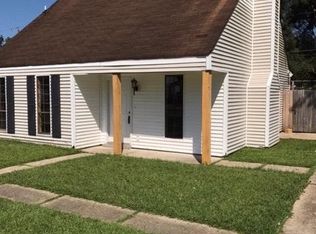 44032 Lake Village Dr, Prairieville, LA 70769