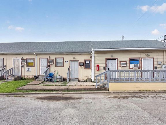 3rd image of 3401 Ennis St