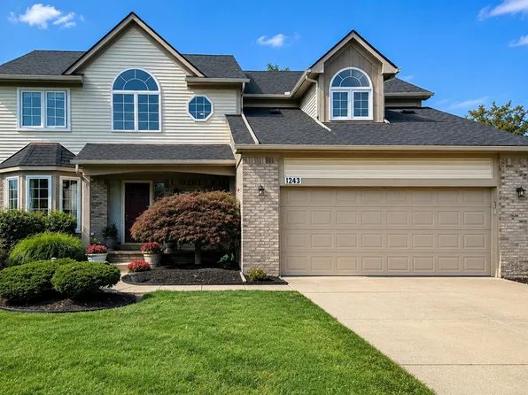 1243 Aziz Dr, Canton, MI 48188