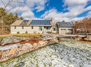 3 Old Fearing Hill Rd, Wareham, MA 02571