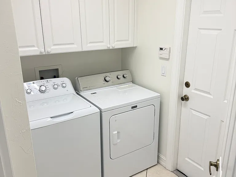 1166 Royal Palm Dr — Photo 13