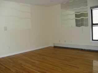 208 Montauk Ave APT 2, Brooklyn, NY
