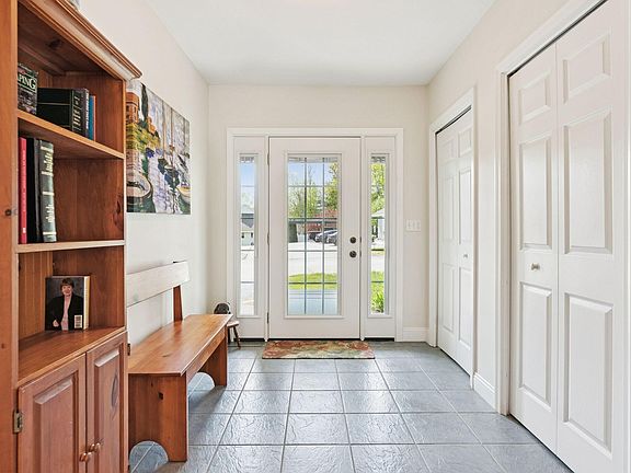 5th image of 5 Cider Hill Drive #5