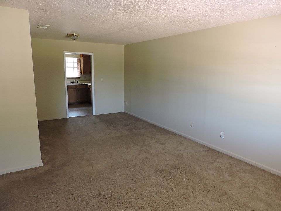 1st image of 419 8th Ave NE