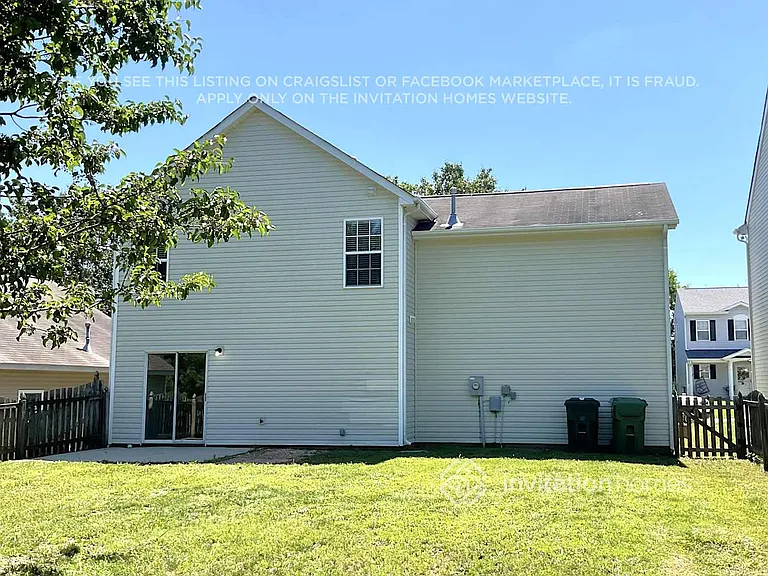 310 Holton Dr — Photo 16