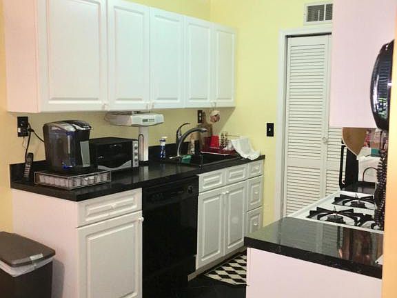 2nd image of 46 Pierpont Pl