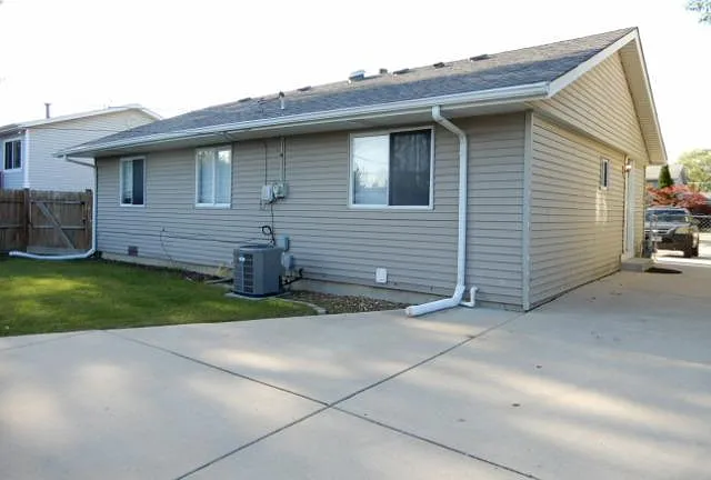 16191 Haven Ave — Photo 14