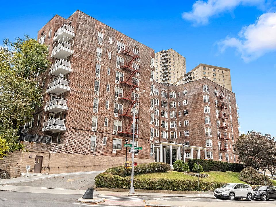 1st image of 601 Kappock St APT 1E