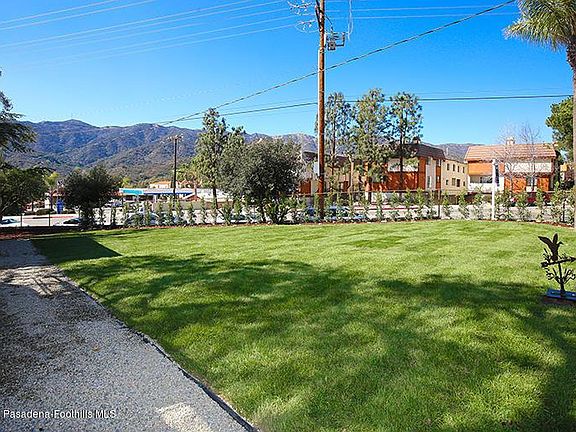 5th image of 2760 Hermosa Ave
