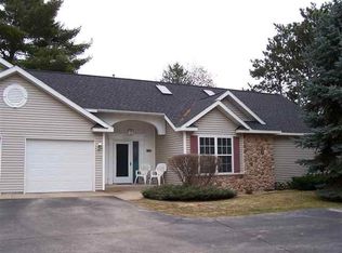 3719 Combs Creek Ln, Stevens Point, WI 54481