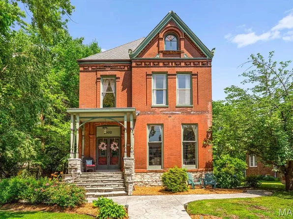 302 Abend St, Belleville, IL 62220