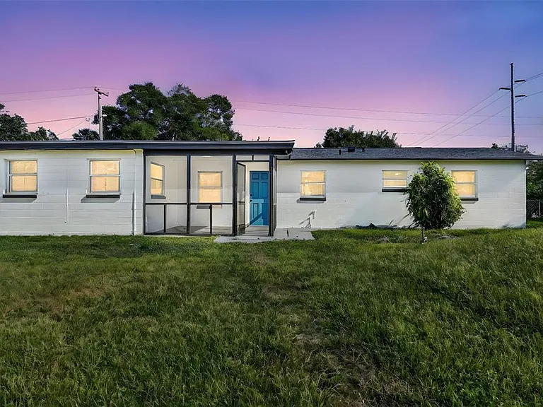 3034 Touraine Ave — Photo 93