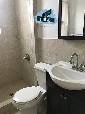 Rented by Fifth & Forever LLC | media 32