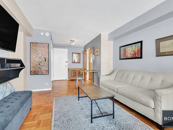 2nd image of 1222 2nd Ave #12J