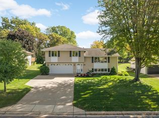 6624 Edgemont Blvd, Brooklyn Park, MN 55428