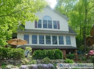 25 South Rd, Bloomingdale, NJ 07403