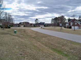 1124 Wakefield Farm Rd, Zebulon, NC 27597