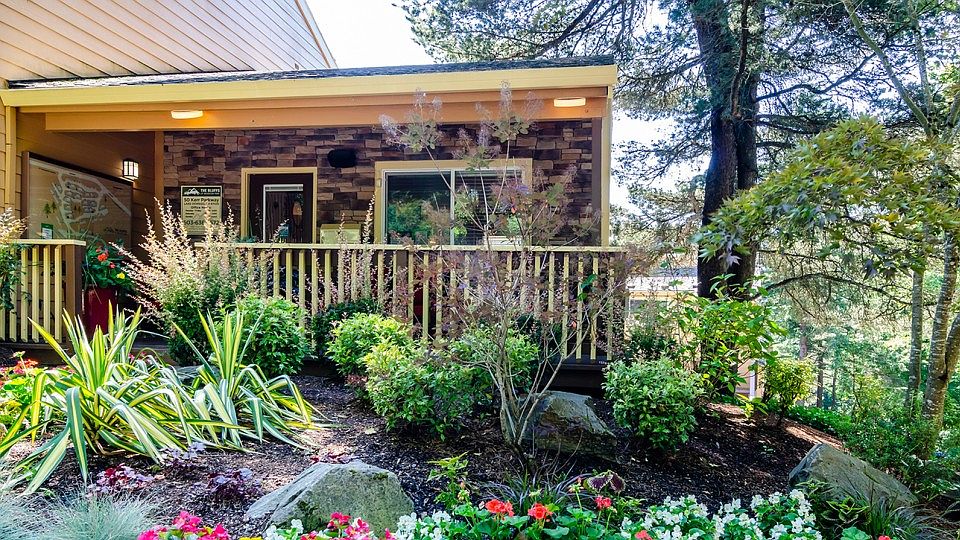 The Bluffs at Mountain Park Apartment Rentals Lake Oswego, OR Zillow