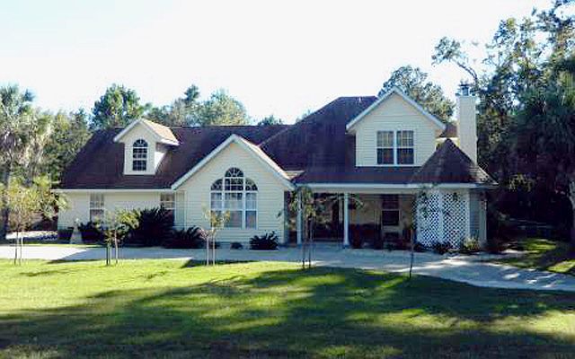 1st image of 573 SW Hideaway Dr