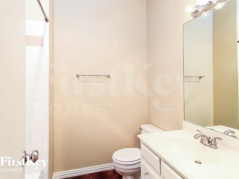 705 Running Creek Dr — Photo 13