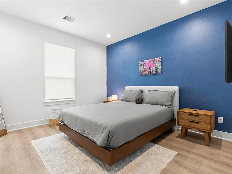 1305 Ruthven St — Photo 10