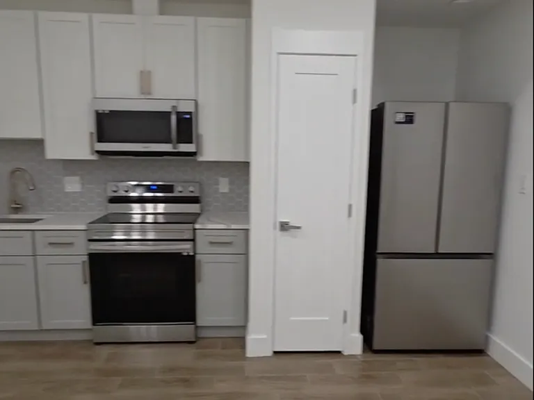 2230 Nicholson St SE #5 — Photo 25