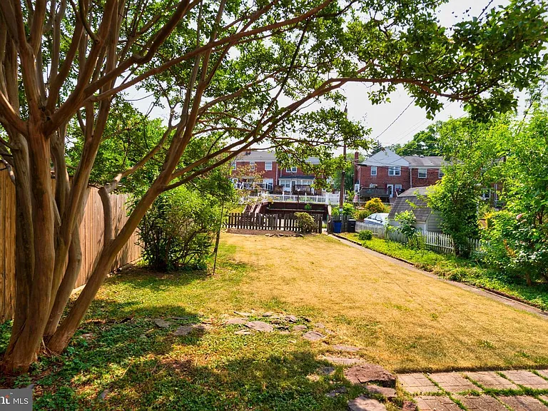 1738 Glen Ridge Rd — Photo 19
