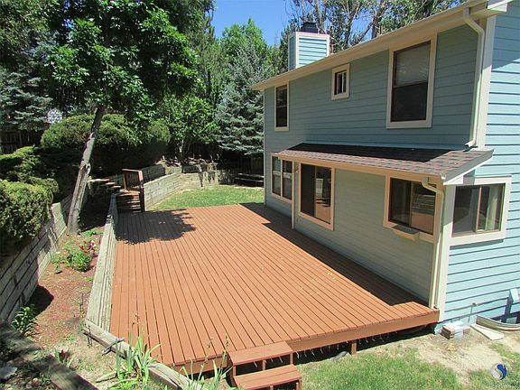 The tiered yard provides ample space for gardening