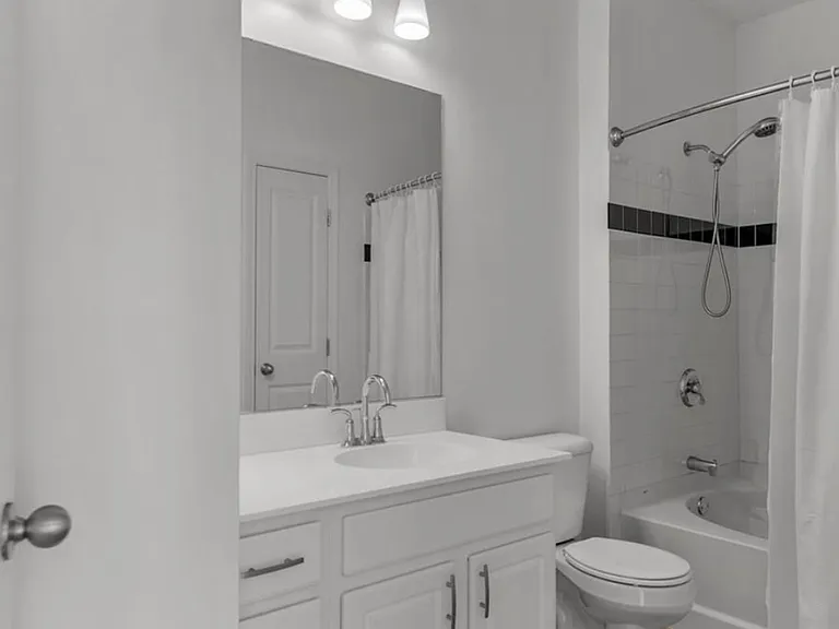 1000 Providence Pl #384 — Photo 8