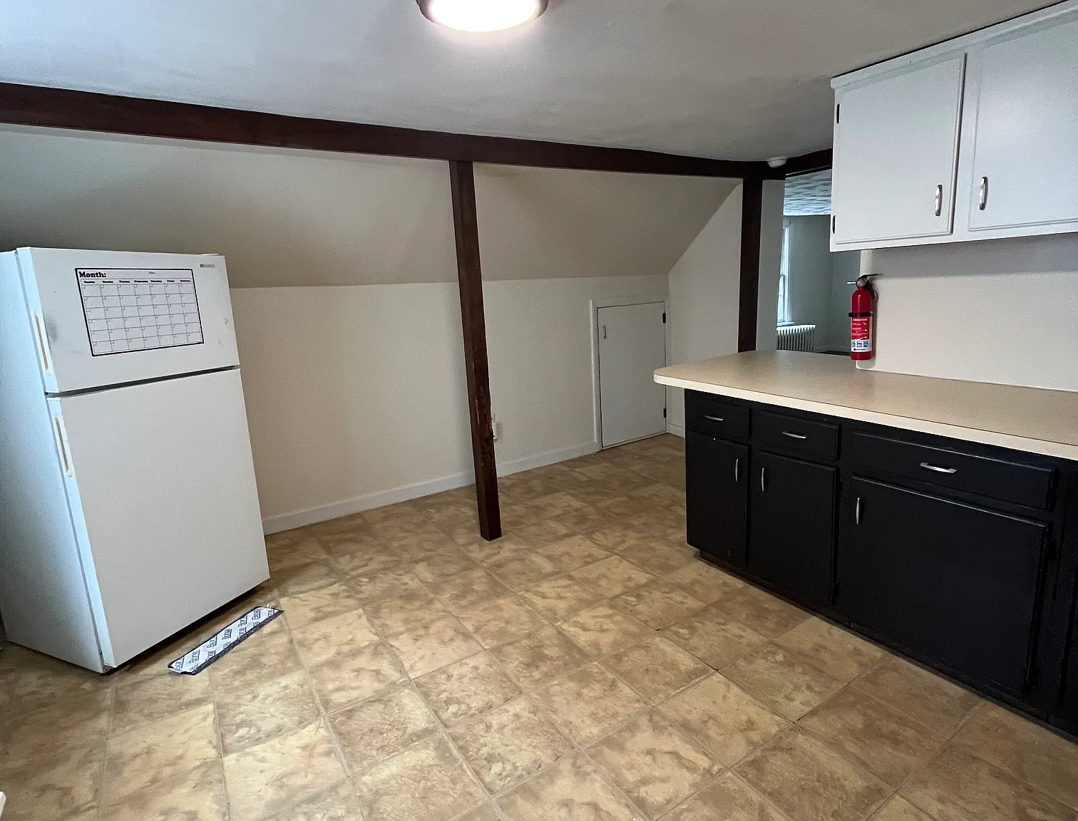 1 bed, 650 sqft, $995 — Photo 2