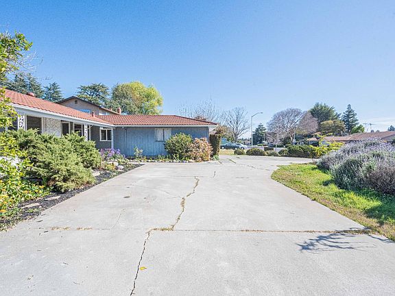 4th image of 2791 Pruneridge Ave