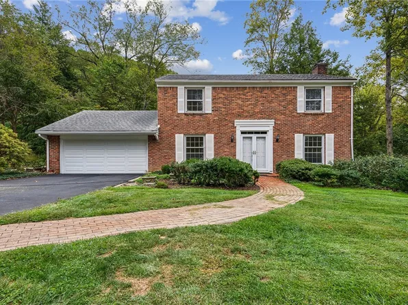 4939 Longview Ct, Murrysville, PA 15668