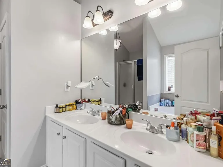 1610 Colton Landing Rd — Photo 23