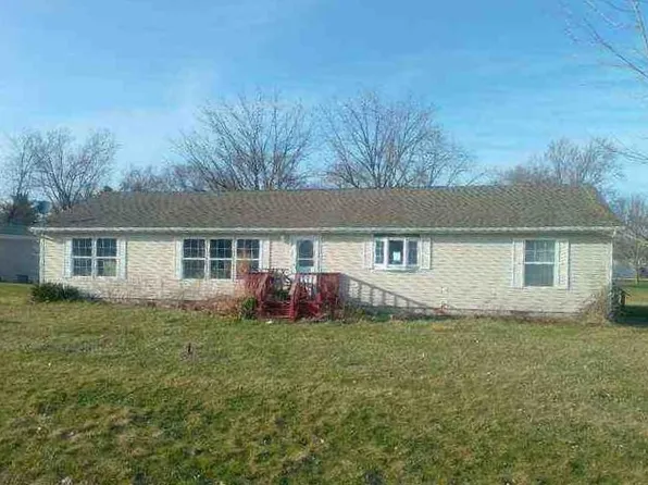 360 Deerfield Dr, Coldwater, MI 49036