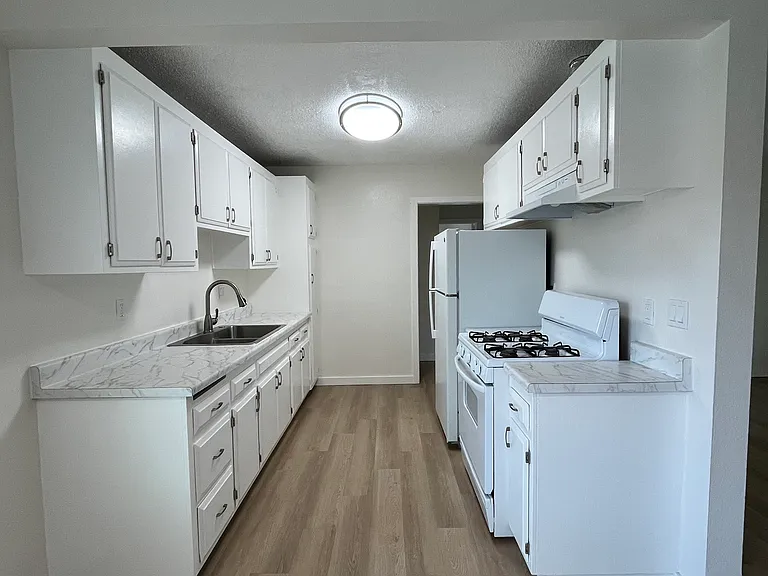 Ocean Hills Apartment Homes — Photo 11