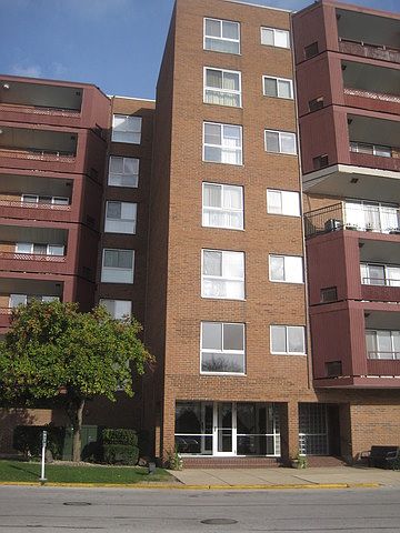 1st image of 200 Park Ave APT 426