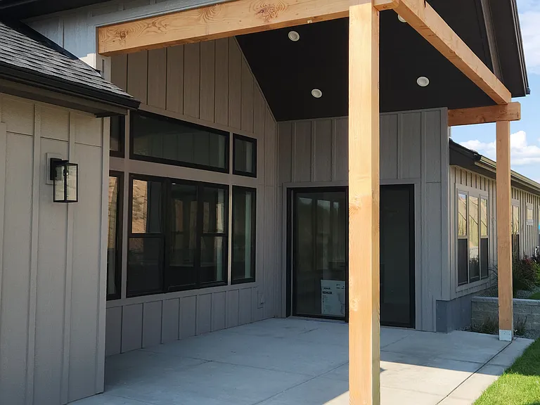 Back Lanai looking into Dining Room Sliding Glass Doors
