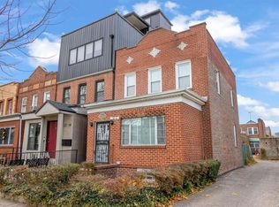 2212 43rd St, Astoria, NY 11105