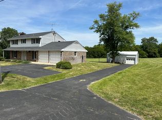 925 E Romeo Rd, Lockport, IL 60441