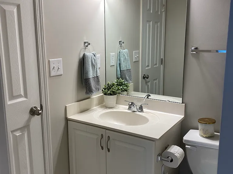 121 Fawnbrook Dr — Photo 8