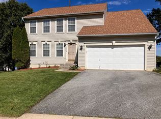 12404 Snowden Woods Rd, Laurel, MD 20708