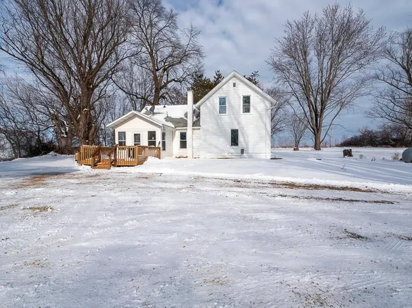 W8297 State Highway 33, Portage, WI 53901