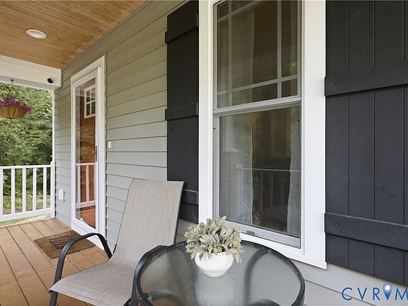 3rd image of 12418 Percival St