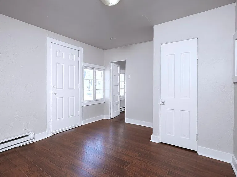1118 E Platte Ave #B — Photo 13