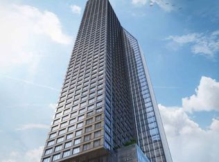 8 Wellesley St W #4106-C01, Toronto, ON M4Y 1E7