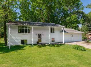 850 Ford Rd, Newport, MN 55055