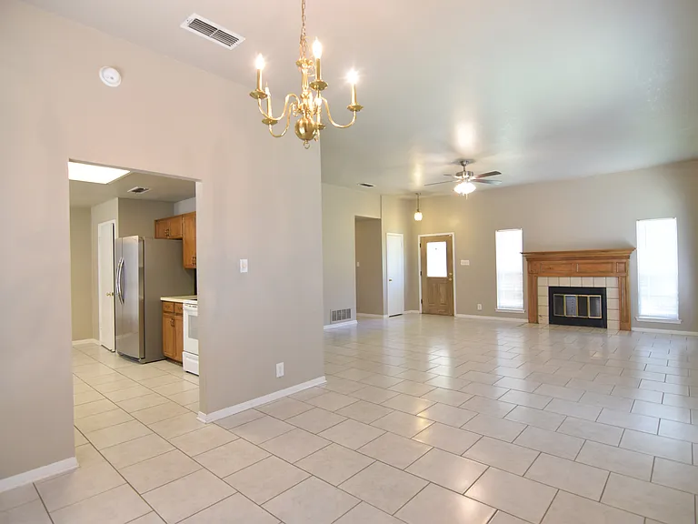 4514 Lone Star Trl — Photo 8