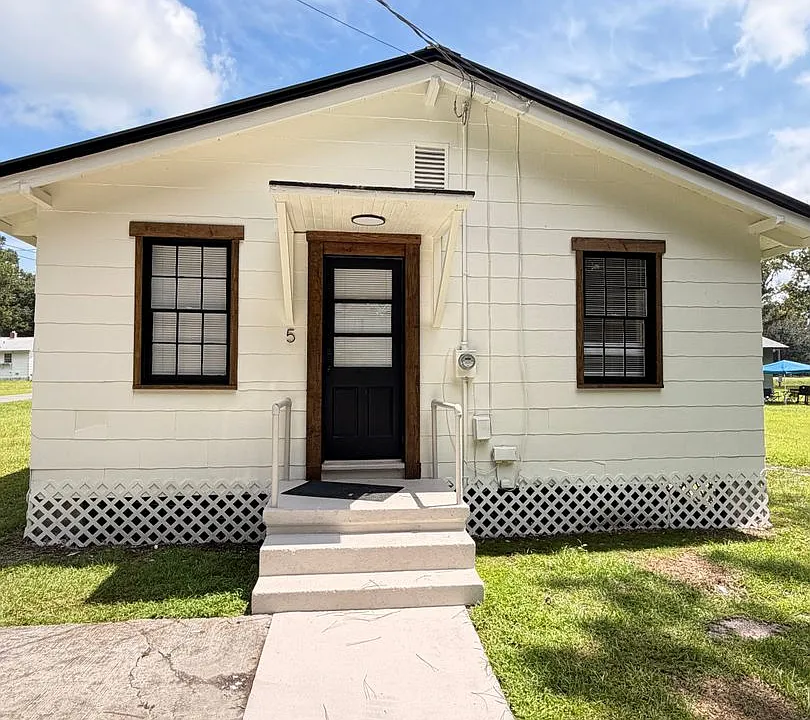 1200 Old Sunbury Rd